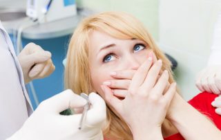 Eficacia de auriculoterapia en el tratamiento de la ansiedad dental: estudio controlado y aleatorizado