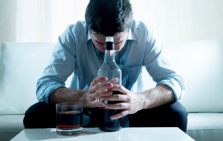 Acupuntura en el tratamiento de la adicción al alcohol: revisión sistemática y metaanálisis