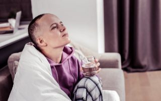 Eficacia de la acupresión auricular en el tratamiento de las náuseas y vómitos inducidos por quimioterapia en pacientes con cáncer colorrectal
