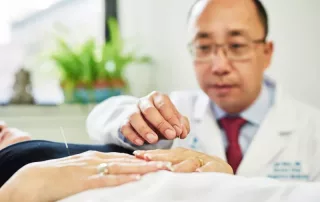 La acupuntura en el tratamiento del dolor oncológico asociado al tratamiento del cáncer de mama